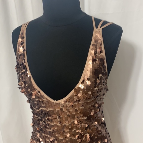 NWT Kimichi Blue sequined party dress perfect for New Year’s. - Picture 3 of 6